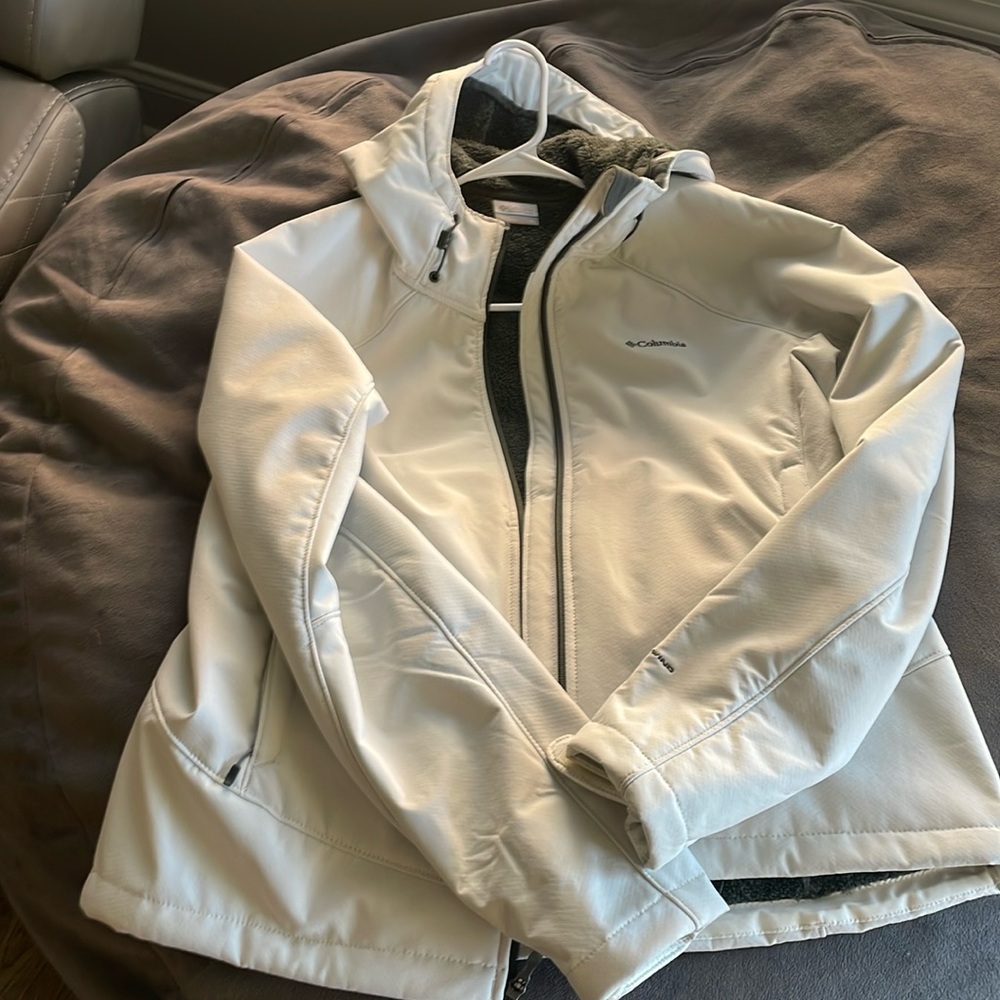 White Columbia winter jacket xl